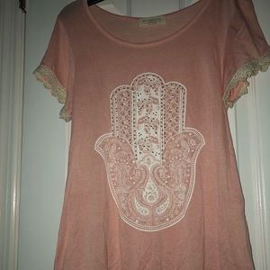 Pink shirt with laced lining